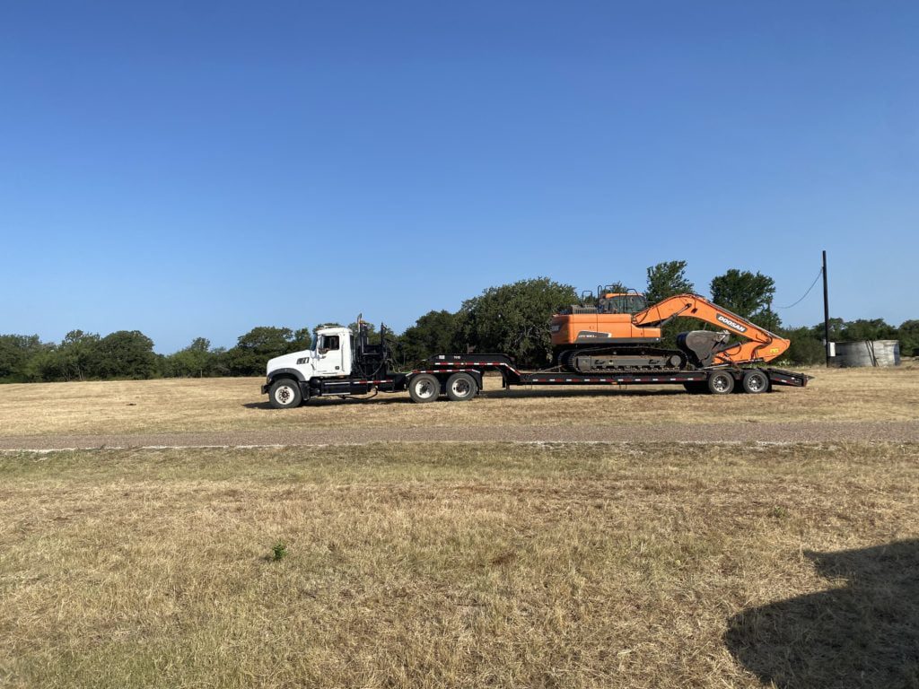 San Antonio Heavy Equipment Hauling